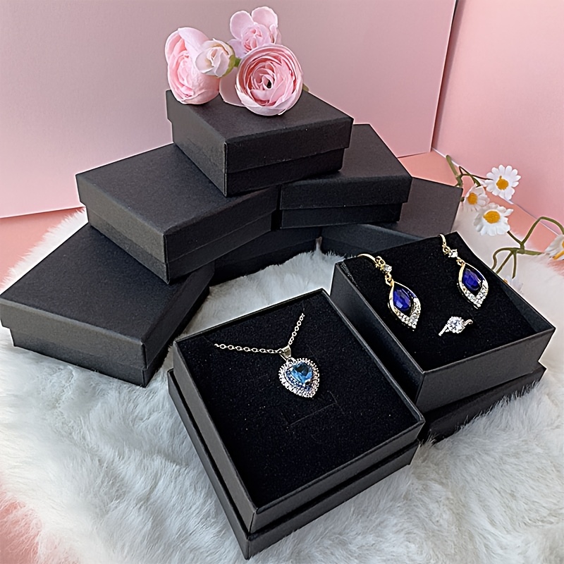 Classic Black Paper Jewelry Boxes for Necklaces and Pendants